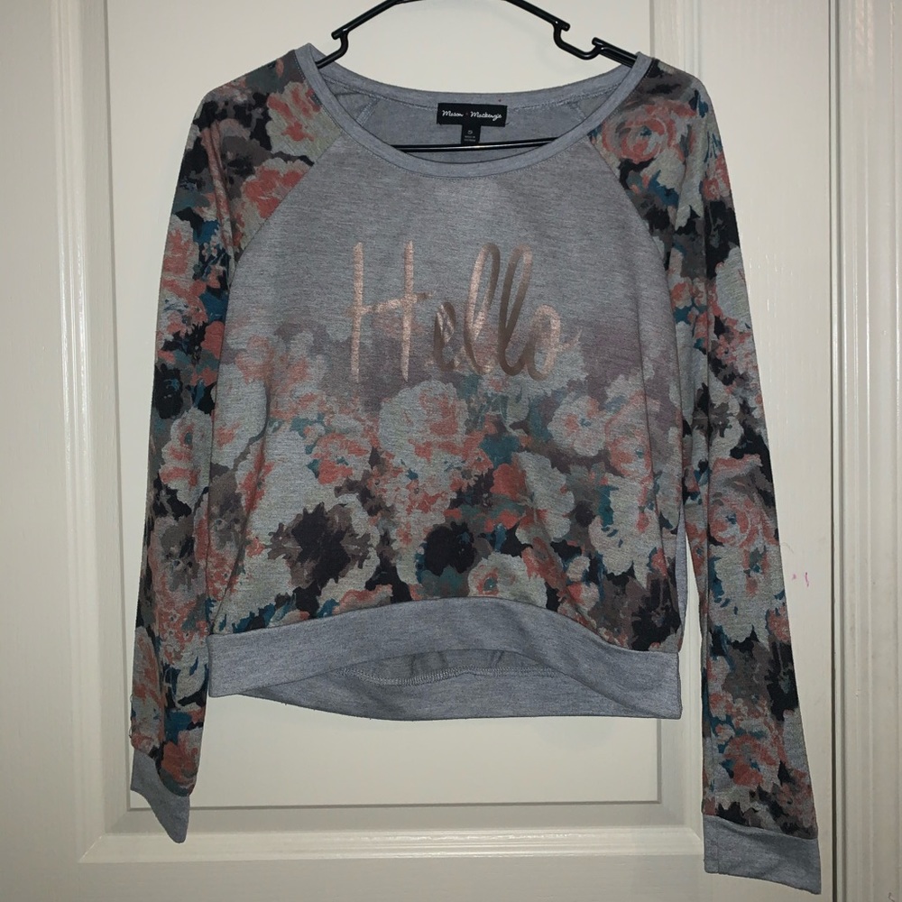 A flowered long sleeve🌺
